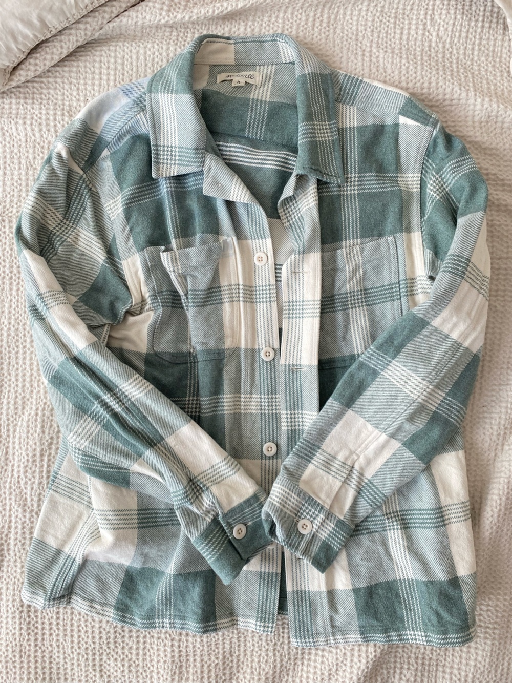 Madewell Men's Green and White Plaid Button-Down Shirt